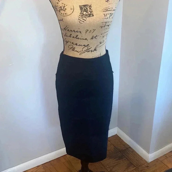 1. State Mixed Media Pencil Skirt - Picture 2 of 7